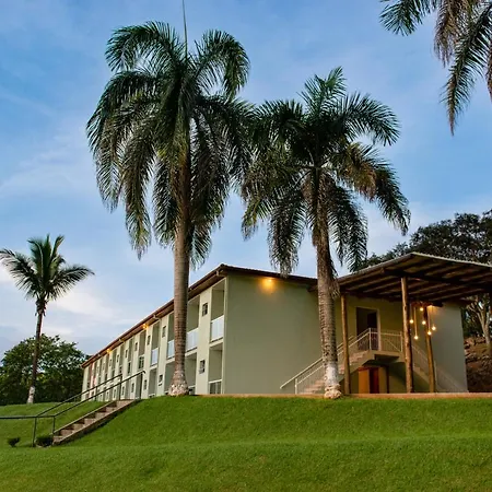 Hotel Fazenda Vale da Cachoeira-3