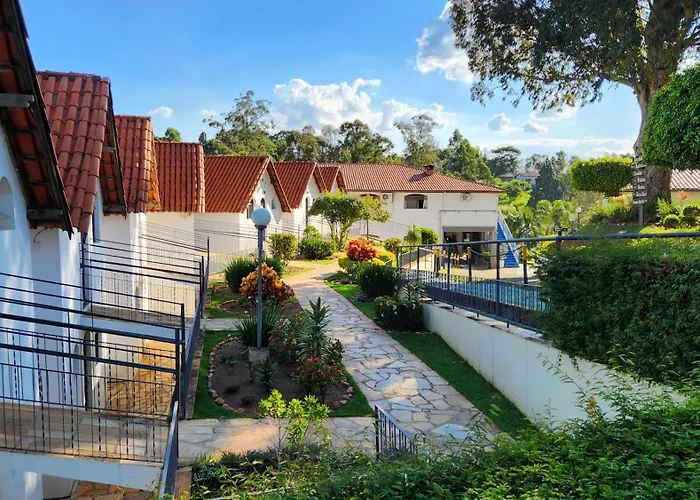 Hotel com tênis: Hotel Akropolis